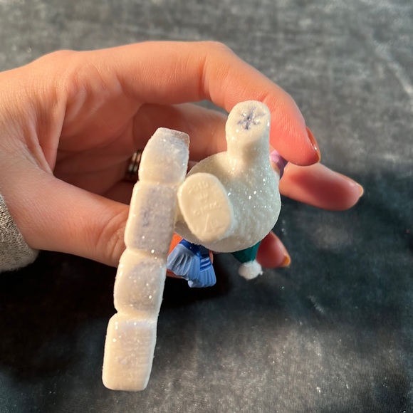 2019 Hallmark Keepsake Ornament - Picture 4 of 5